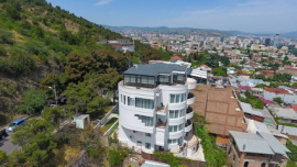 Vista Hotel სასტუმრო ვისტა